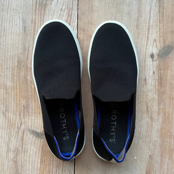 Rothy’s Black sneakers size 6 GUC - Picture 1 of 3